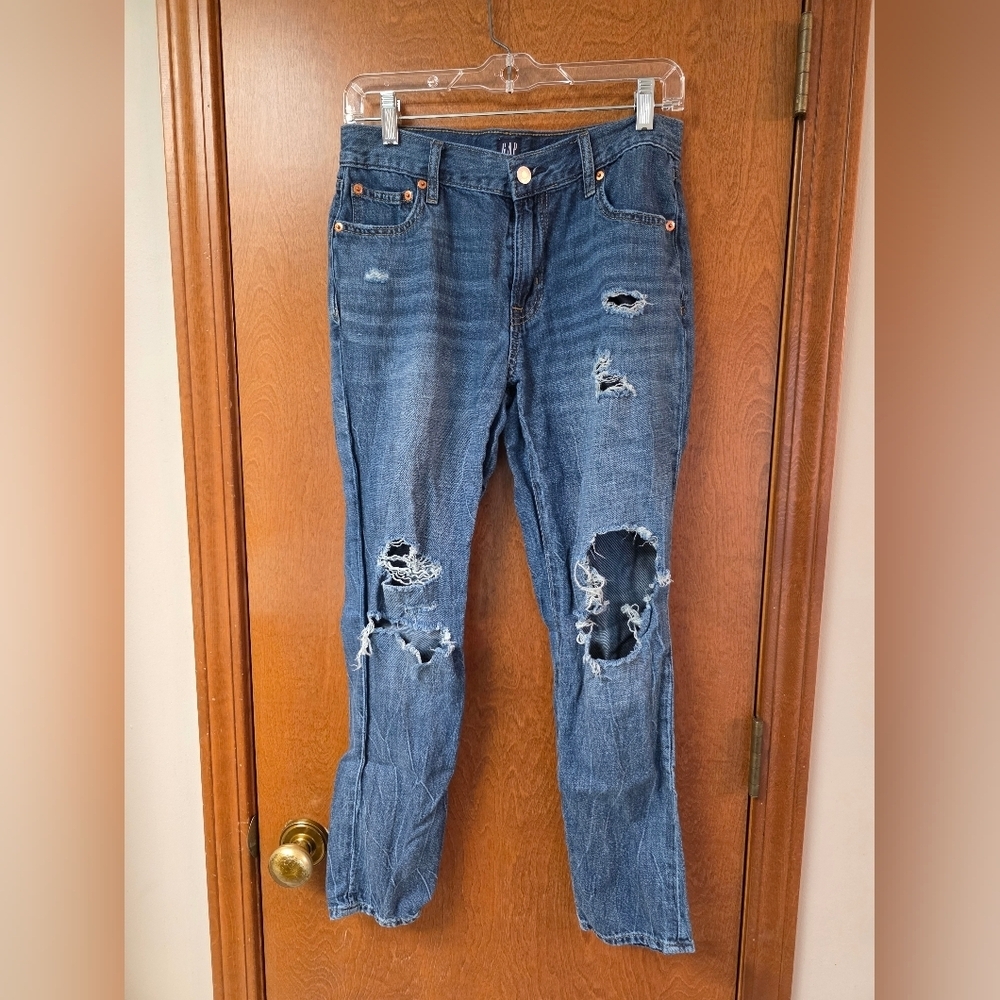 GAP Denim Girlfriend Jeans 28